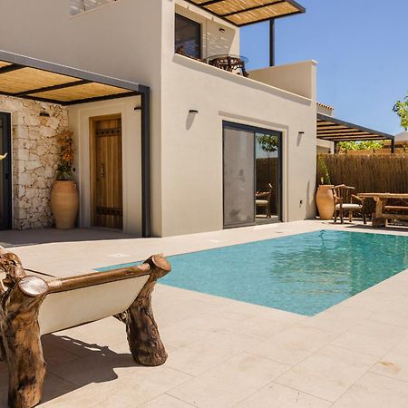 Hilaritas Luxury Suites Sea View, Private Pool & Jacuzzi Paradise Ratzaklion Luaran gambar