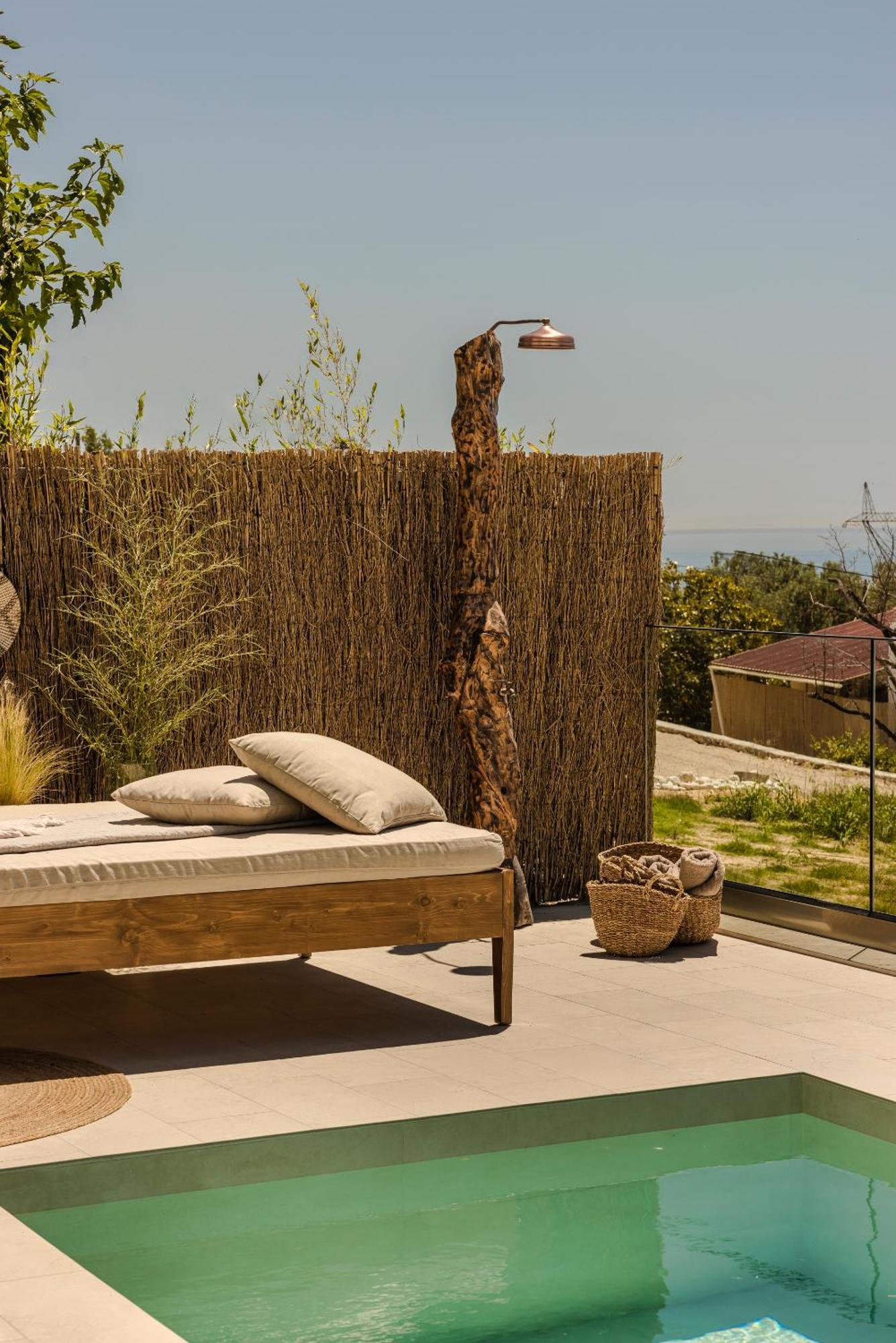 Hilaritas Luxury Suites Sea View, Private Pool & Jacuzzi Paradise Ratzaklion Luaran gambar