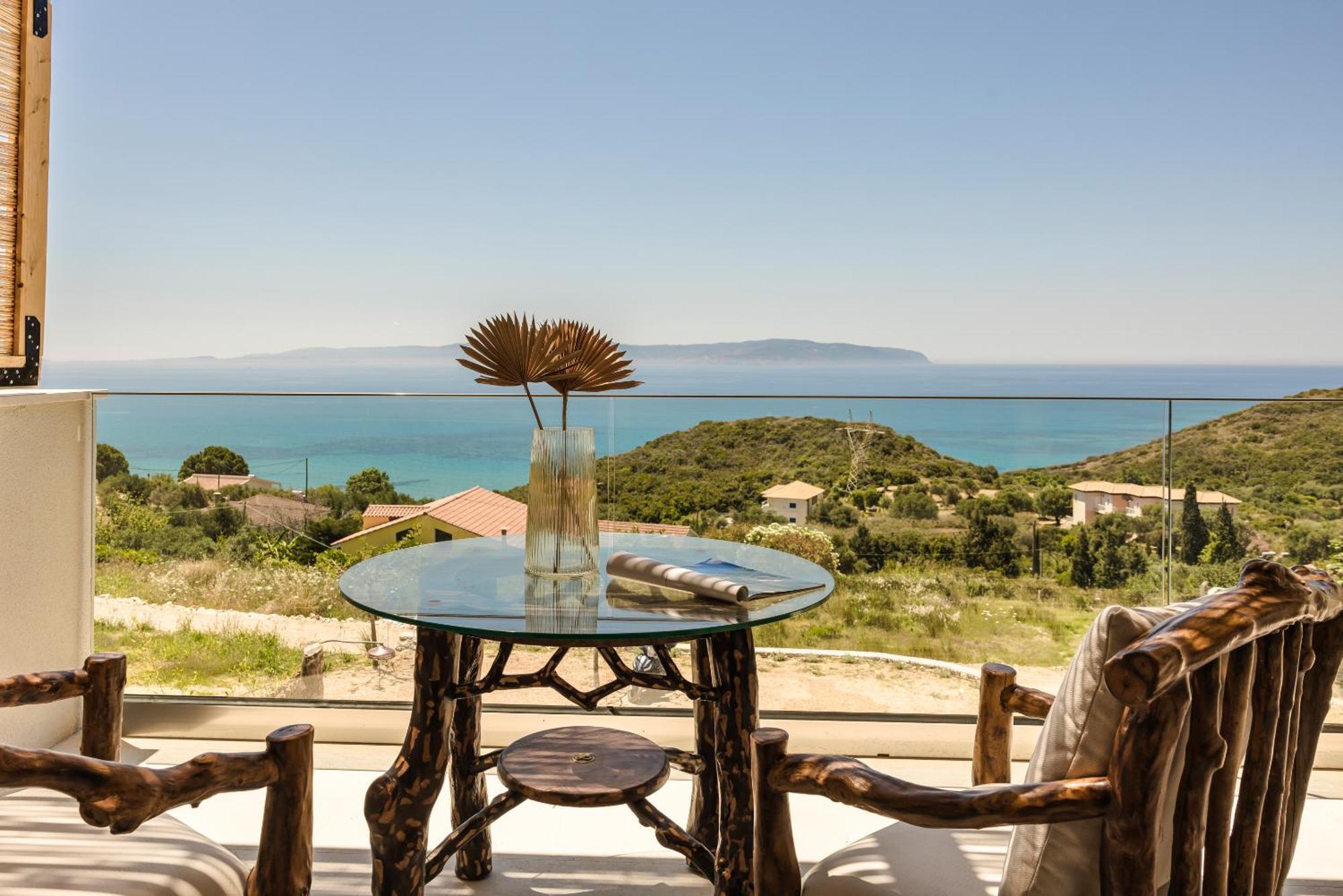 Hilaritas Luxury Suites Sea View, Private Pool & Jacuzzi Paradise Ratzaklion Luaran gambar