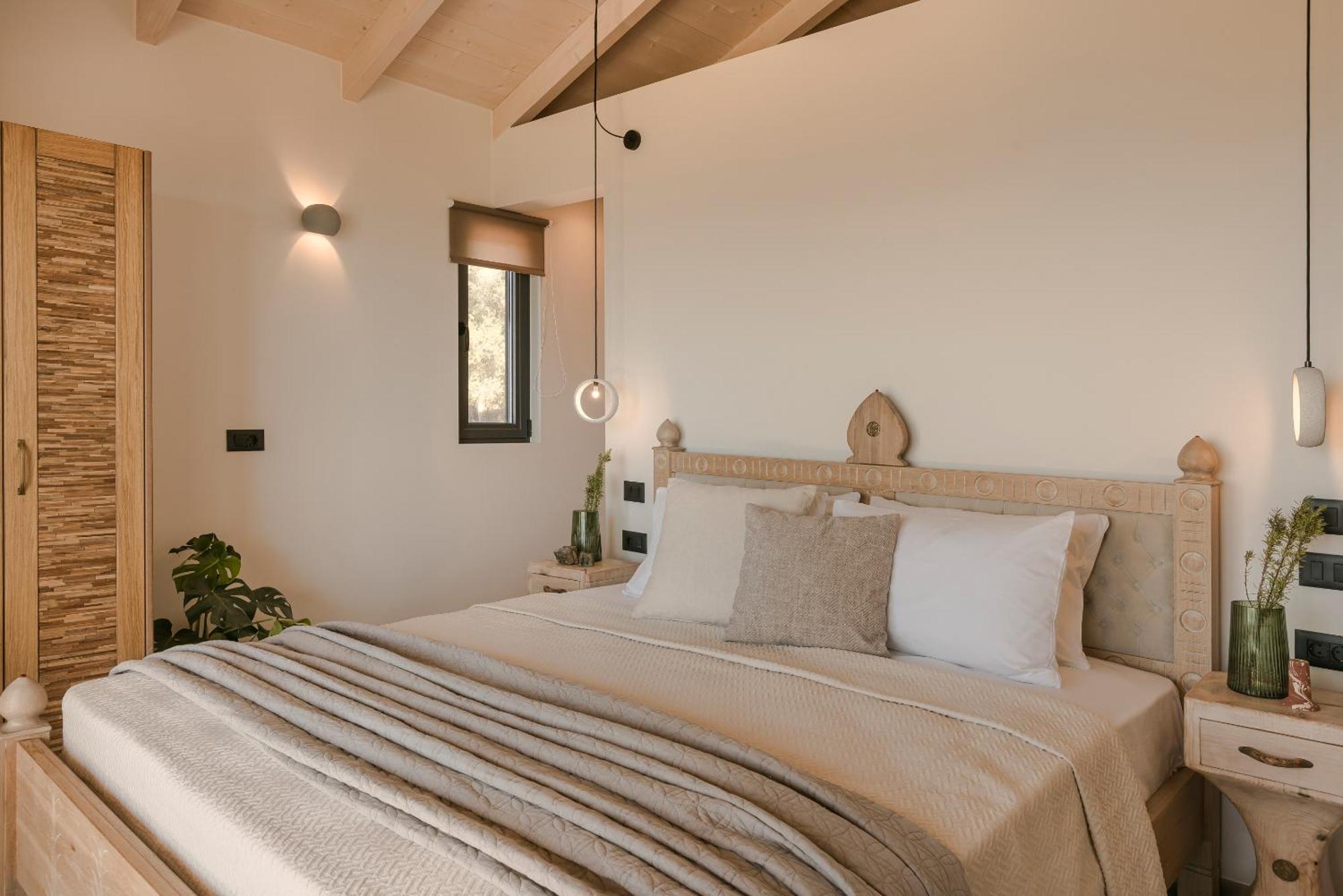Hilaritas Luxury Suites Sea View, Private Pool & Jacuzzi Paradise Ratzaklion Luaran gambar
