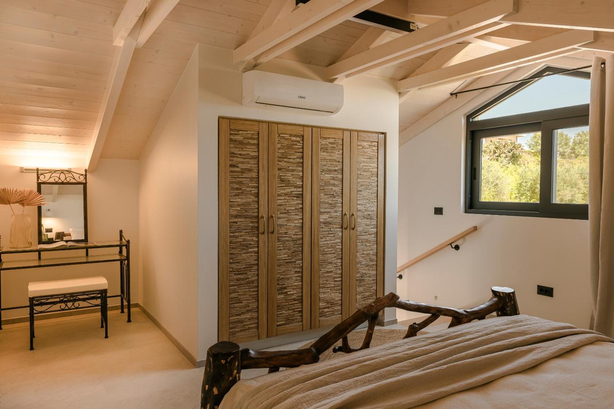 Hilaritas Luxury Suites Sea View, Private Pool & Jacuzzi Paradise Ratzaklion Luaran gambar